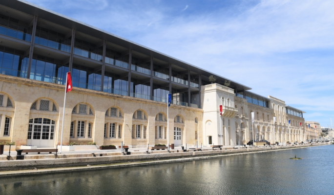 Government in talks with AUM over 'private water space'