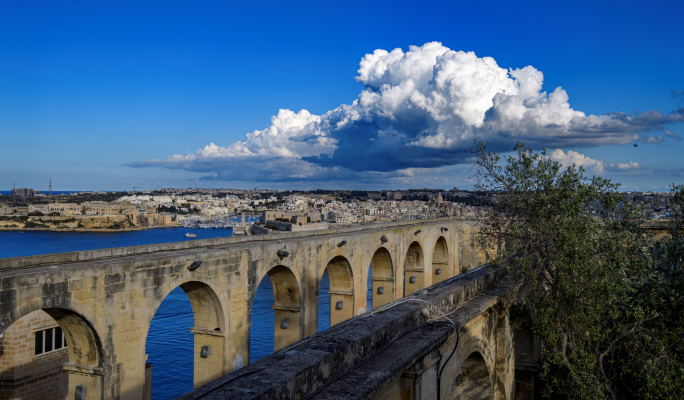 Warm weather typical for November, but cold temperatures forecast by Friday