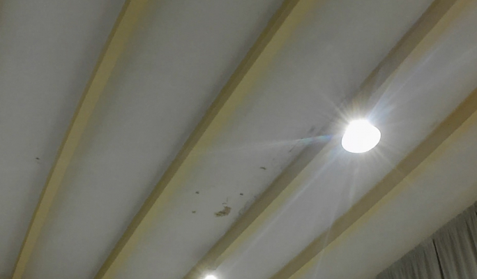 WATCH | Video shows school hall ceiling where fragments dropped onto students