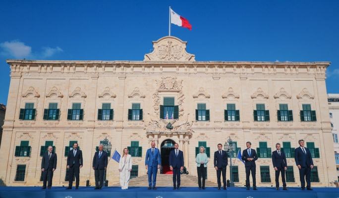 Getting the future right Glenn Micallef