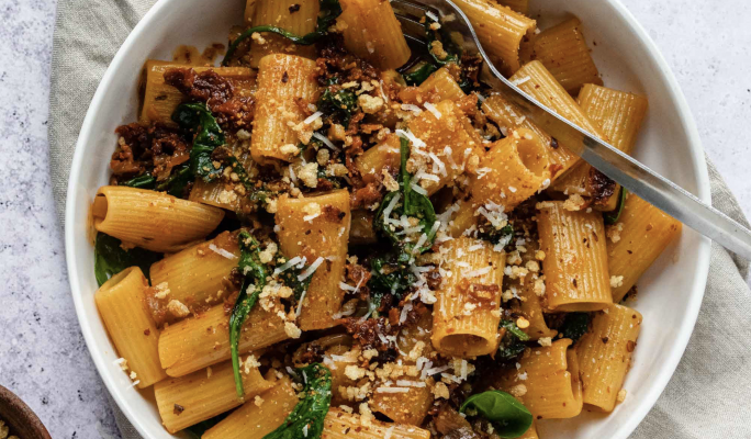 Sun-dried Tomato and Spinach Pasta