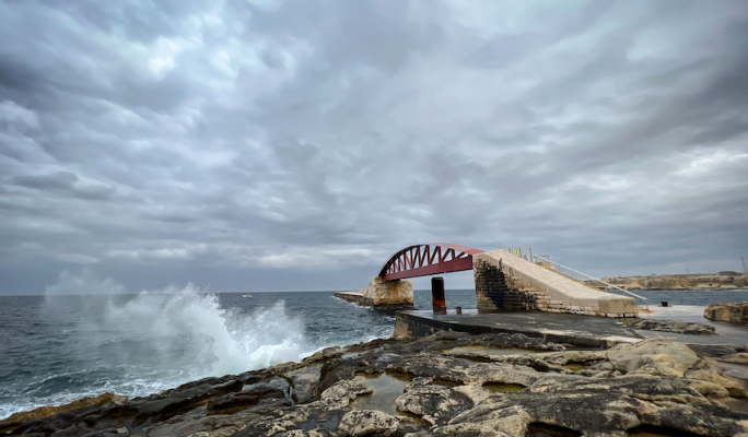 Strong winds expected to sweep over Malta on Monday