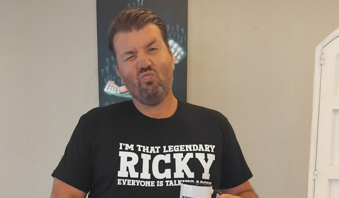 The best way to worship a sex offender