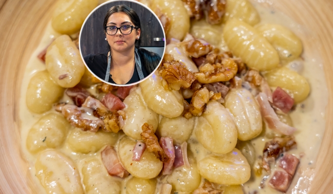 [WATCH] Gnocchi di patata in a creamy blue cheese, walnut and pancetta sauce